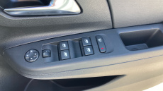 Vauxhall Corsa 1.2 Design 5dr Petrol Hatchback